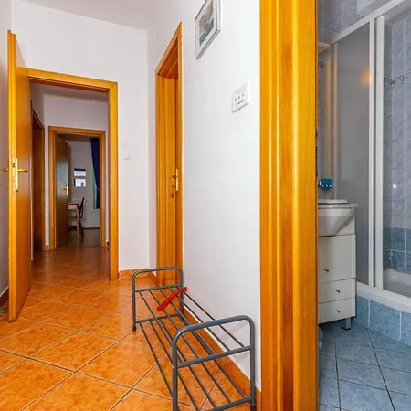 Dadi Apartman *