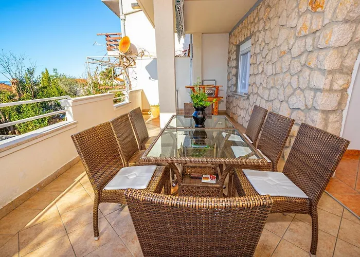 Dadi Apartment Dramalj